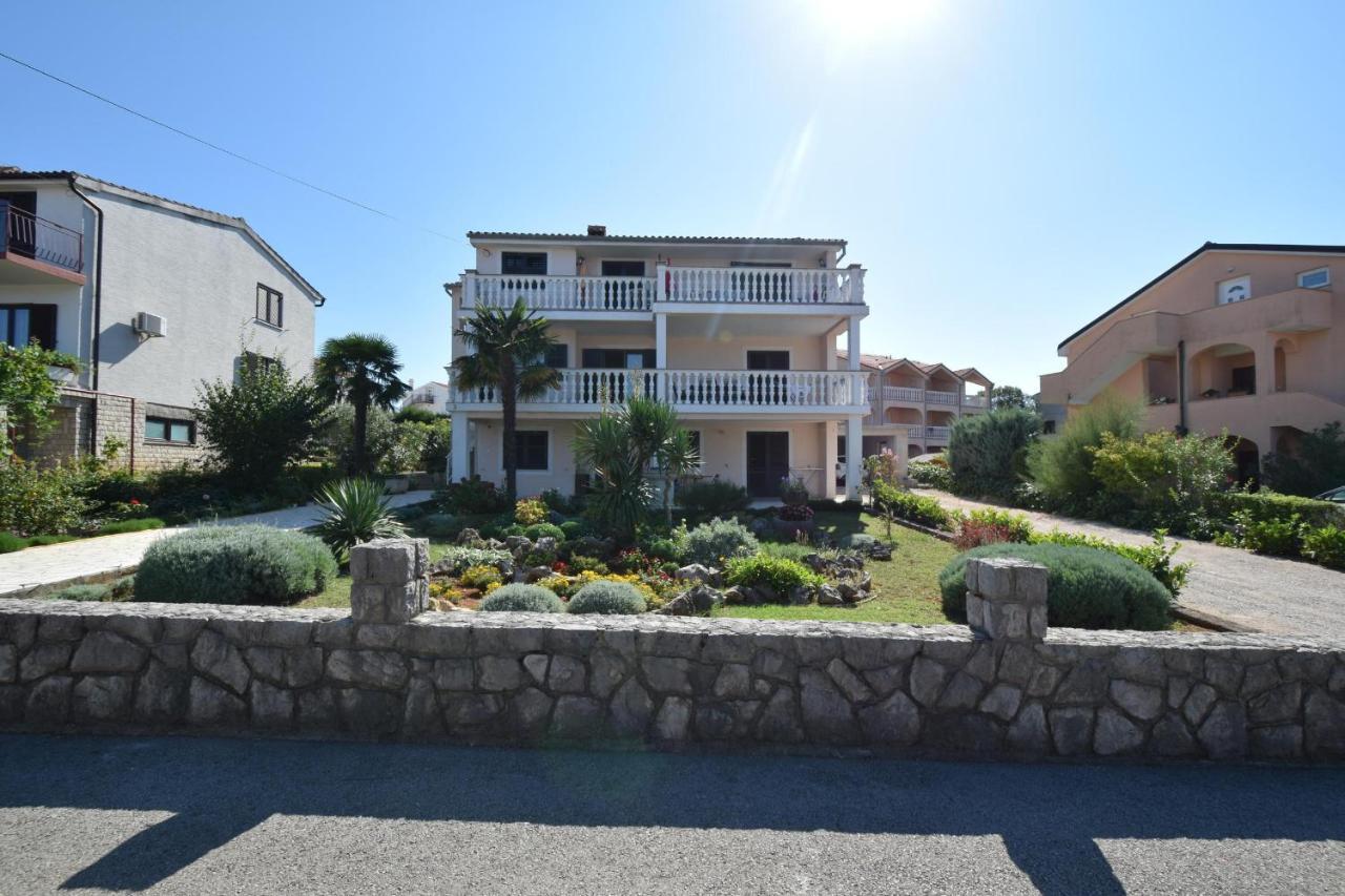 Apartments Marinela Njivice Dış mekan fotoğraf
