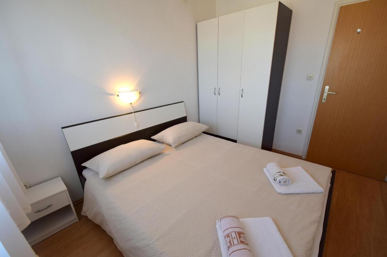 Apartments Marinela Njivice Dış mekan fotoğraf